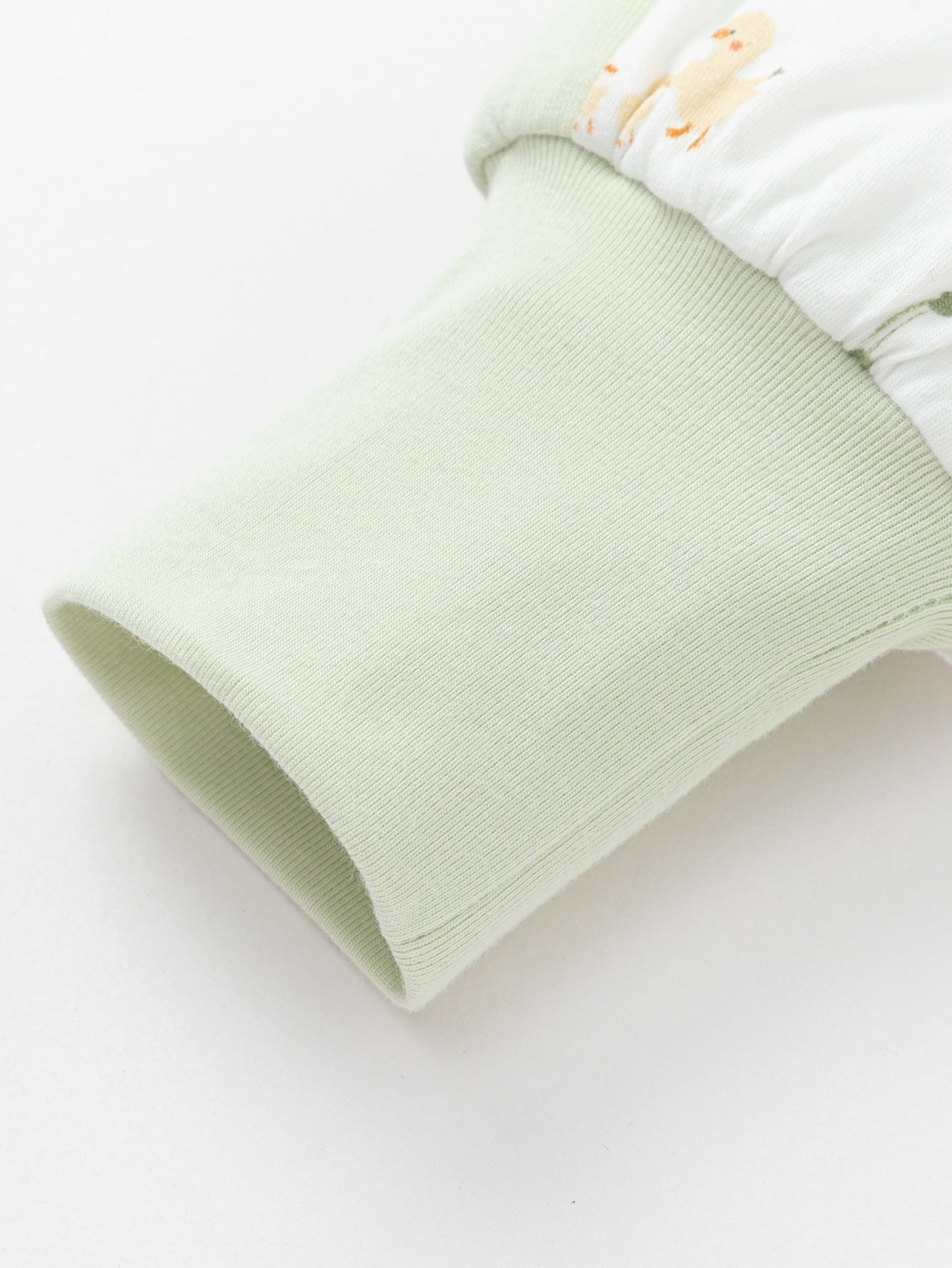 Trupore Dreamy Meadow – Sleepsuit 🐑