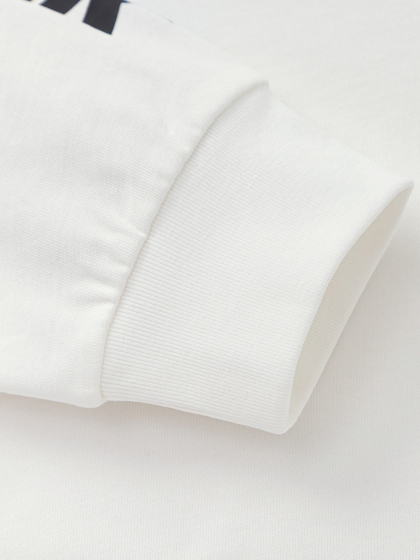 Bluzë Adventure Icons Long Sleeve 🧩