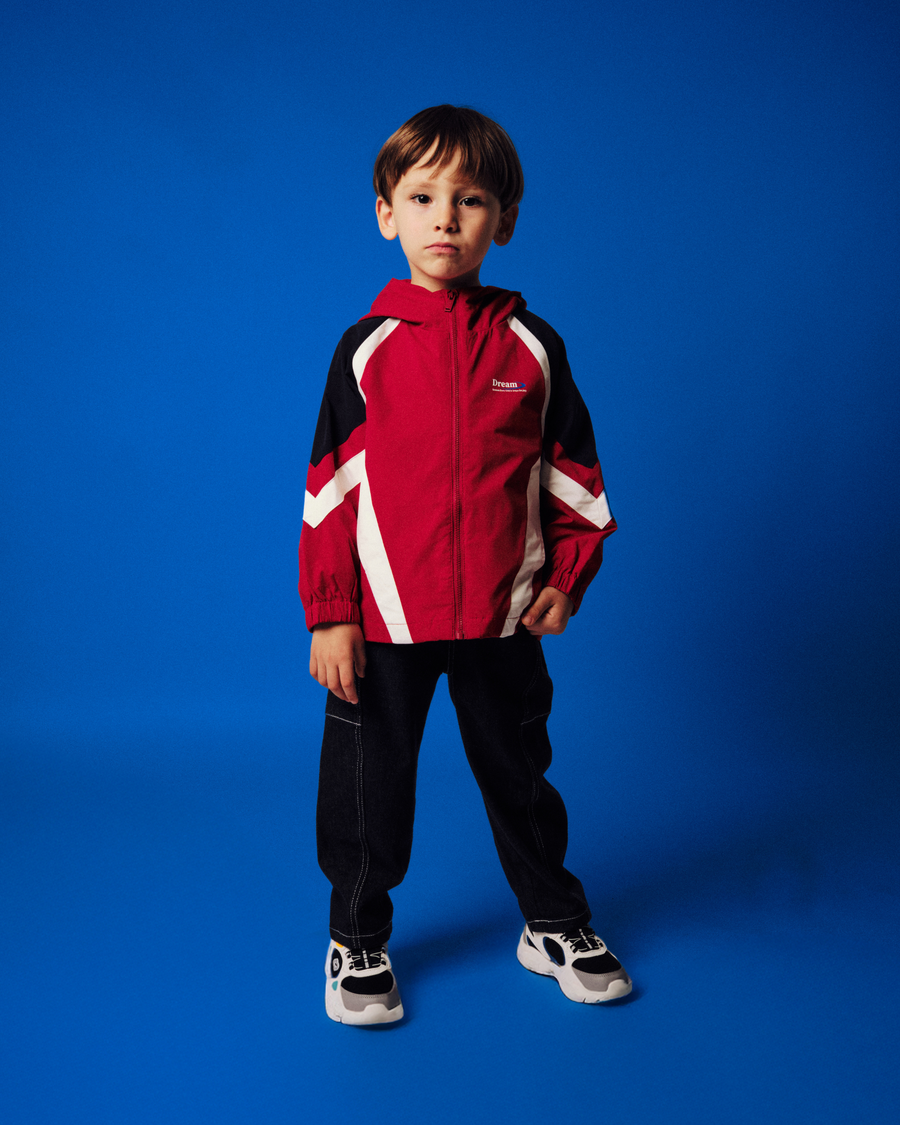THE PLAYGROUND CAPTAIN